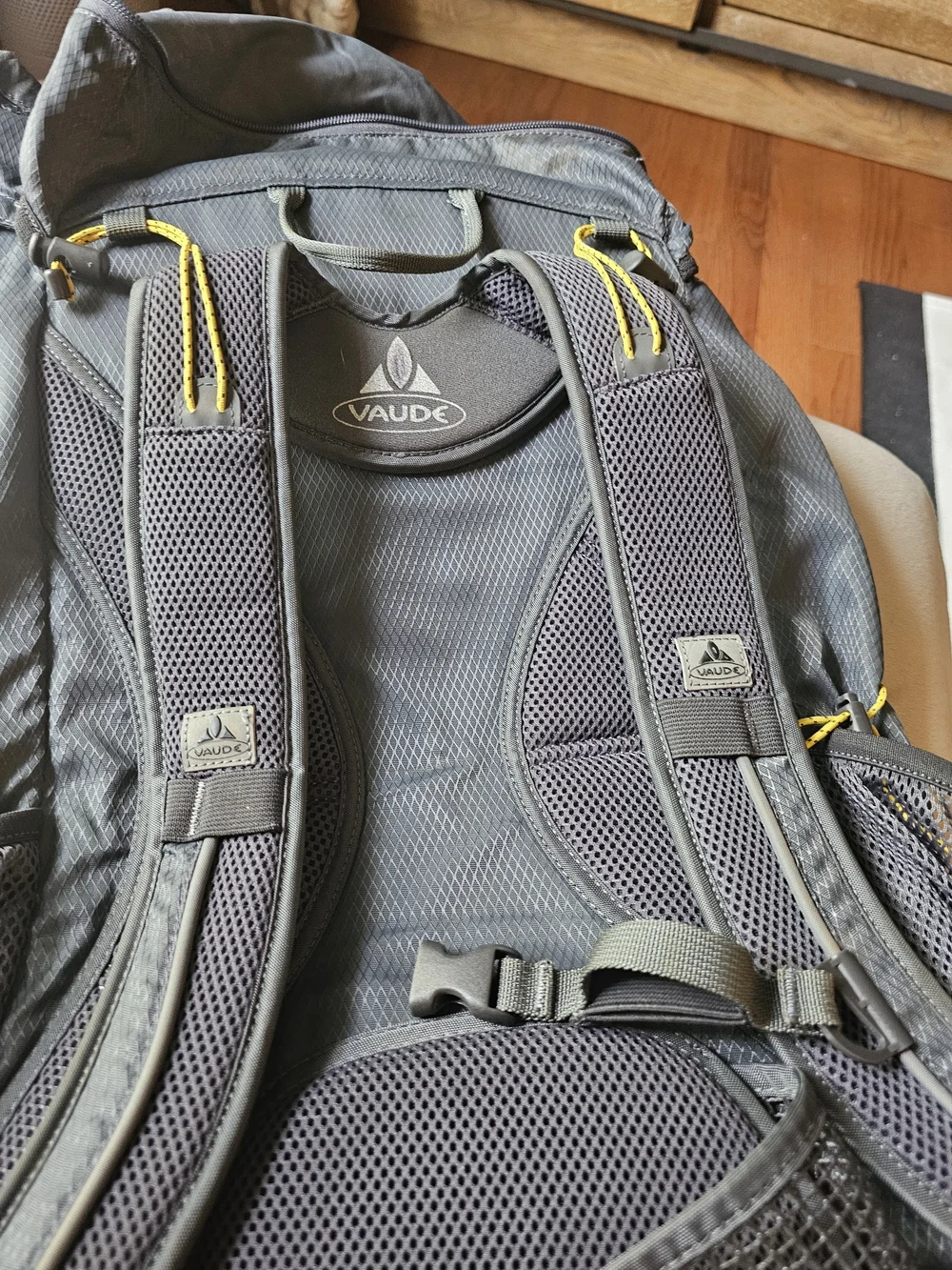 VAUDE Gray and Yellow Outdoor Daypack Backpack